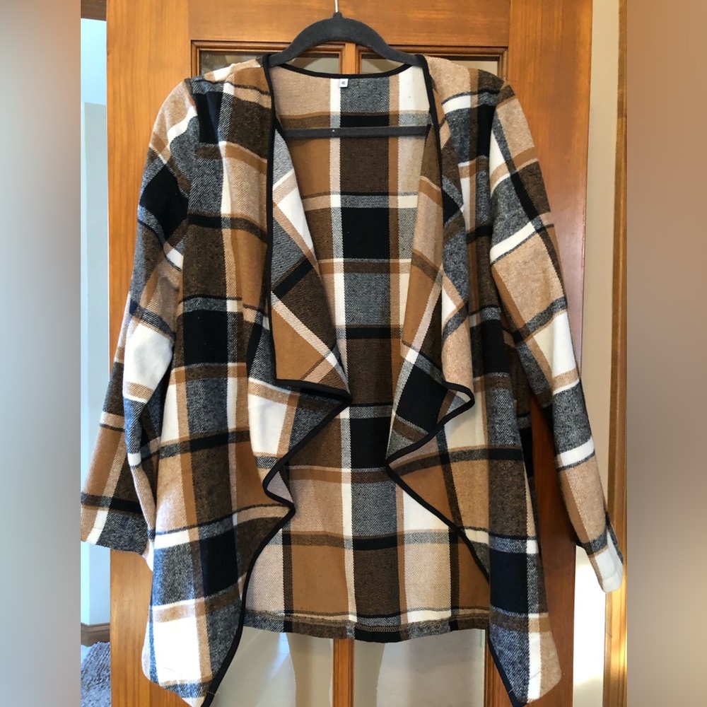 Tan/Black/White Plaid jacket - Size Medium